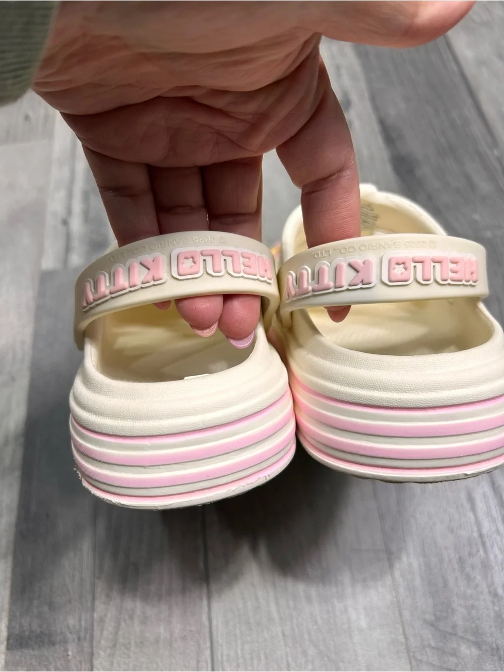 Girls Hello Kitty Water Shoes 12